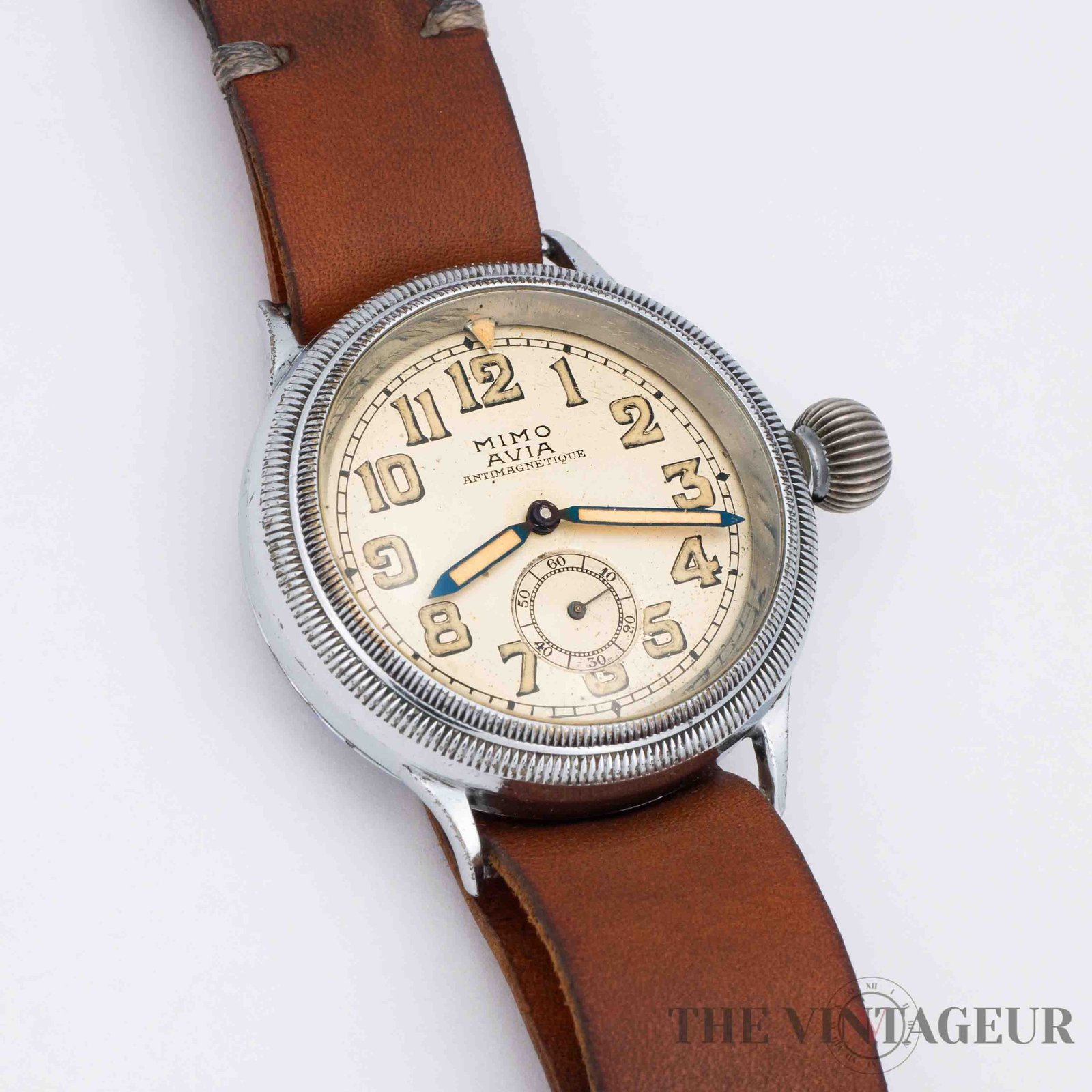 SOLD 1963 Avia 9k gold watch with papers - Birth Year Watches