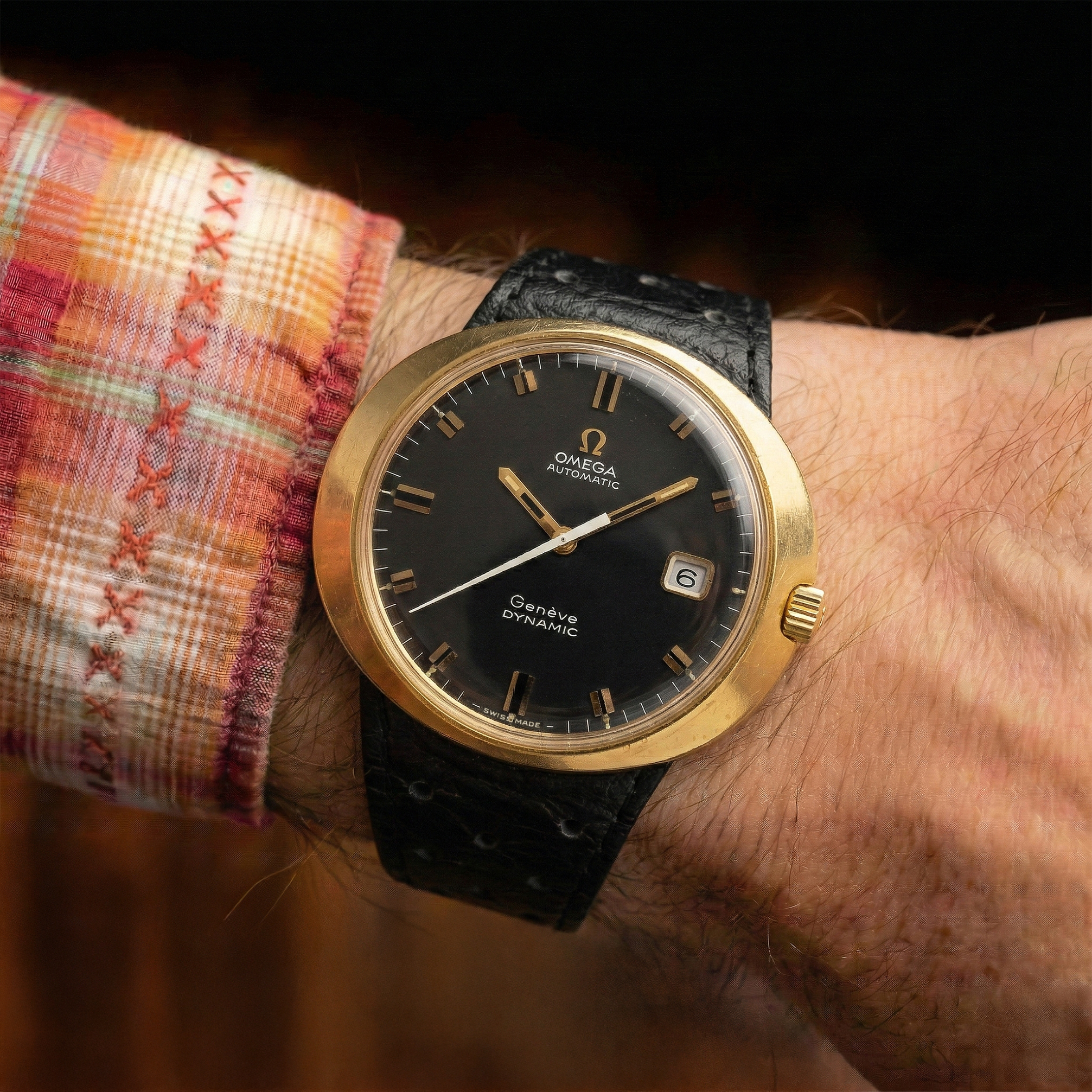Omega Genève dynamic automatic 18k solid yellow gold case - The Vintageur