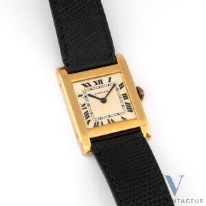 Cartier Tank Normale London 1951 Ultra selten -------------------------------------------------Cartier Tank New York aus den 1970er Jahren mit Audemars Piguet Uhrwerk