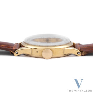 LeCoultre X Charlton "Duo Date" Ref.2701 Boîtier en or jaune 14KT Mouvement à remontage manuel LeCoultre 436 des années 40