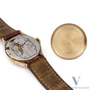 LeCoultre X Charlton "Duo Date" Ref.2701 Boîtier en or jaune 14KT Mouvement à remontage manuel LeCoultre 436 des années 40