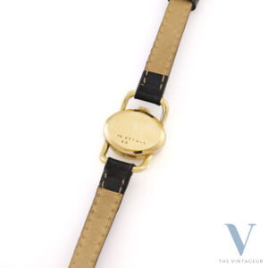 Bueche Girod "Ellipse" Ref.6714-1 Boîtier en or jaune massif 18Kt Mouvement à remontage manuel ETA 2412 des années 70
