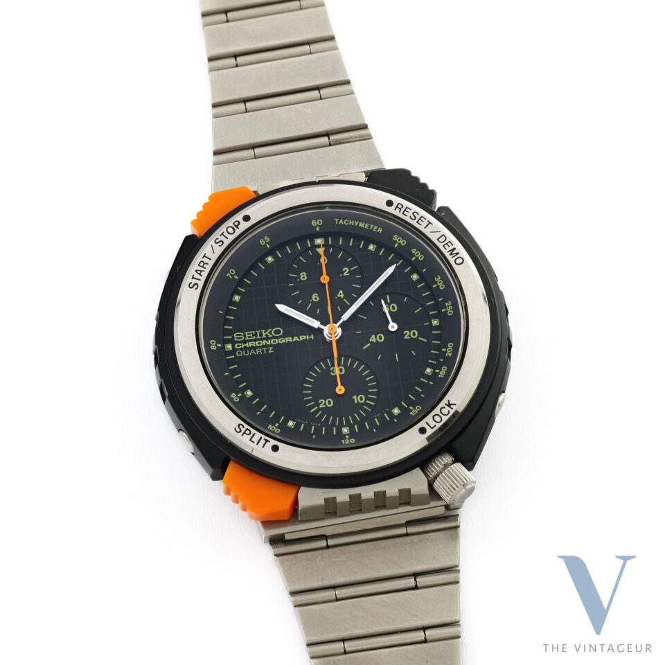 Seiko Chronograph Quarz 7A28-7050 rotierenden Metall/Kunststoff-Gehäuse In-House 7A28 Uhrwerk aus den 80er Jahren