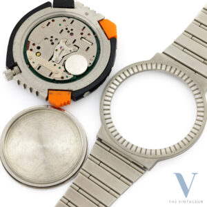 Seiko Chronograph Quartz 7A28-7050 Rotating Metal/Plastic Case In-House 7A28 Movement From the 80s