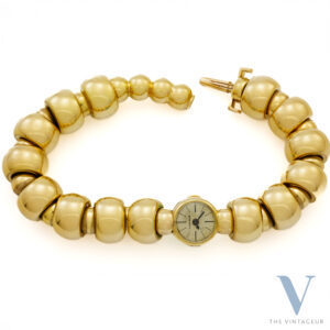 Cartier "Sferic" Case with Integrated Bracelet in Solid 18Kt Yellow Gold Manual-Wound Movement JLC ​​462/2 From 1944