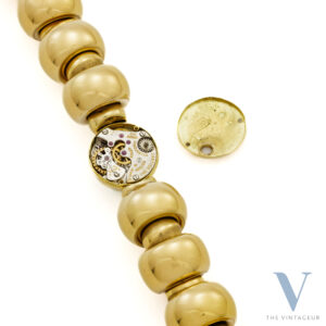Cartier "Sferic" Case with Integrated Bracelet in Solid 18Kt Yellow Gold Manual-Wound Movement JLC ​​462/2 From 1944