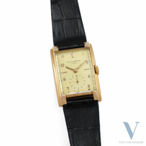 Patek Philippe Ref. 1570 "Curved", 18Kt Rose Gold Case, Manual-Wound PP 9-90 Movement, from the late 1940s