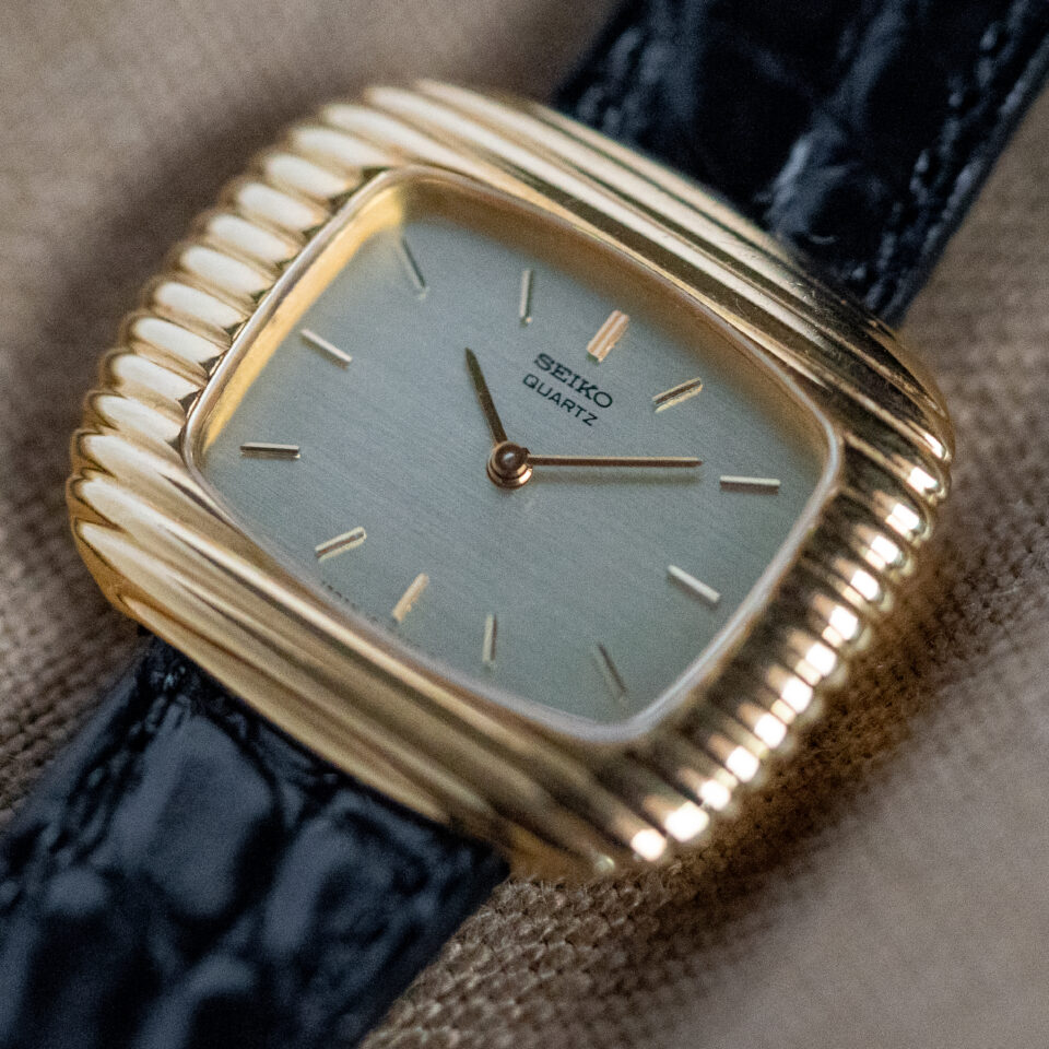 Seiko "Golden Waves" Ref. 18-3119-D Solid 18K Yellow Gold Case In-House 16-A Quartz Movement From the 1980s