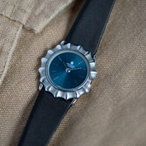 Universal Geneve "Flower" Ref. 842683 Stainless Steel Case Manual Winding Movement UG 1-42 From the mid-1970s