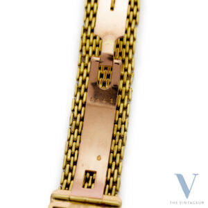 CARTIER "GOUVERNAIL", SKELETON 18KT YELLOW GOLD CASE, 18KT YELLOW GOLD BRACELET WITH 18KT ROSE GOLD "EJ" DEPLOYANT CLASP, HAND-WOUND MOVEMENT EWC. CO 462/2, FROM THE 1940s