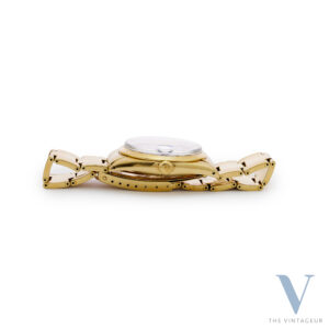 ROLEX OYSTER PERPETUAL DATE REF. 1503 “RADIAL” DIAL, FULL 14KT YELLOW GOLD CASE AND OYSTER BRACELET, IN-HOUSE SELF-WINDING MOVEMENT CAL. 1570, FROM 1970
