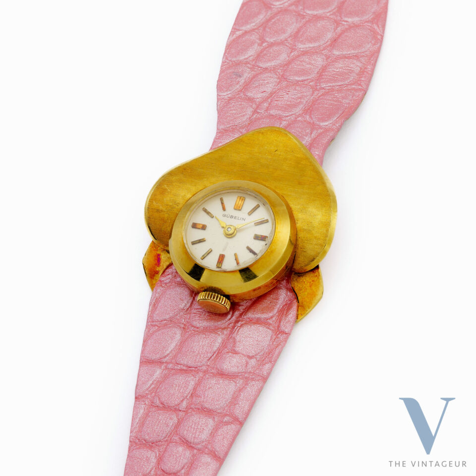 GUBELIN "ORCHID", FANCY 18KT YELLOW GOLD CASE, MANUAL-WINDING MOVEMENT AS 976, FROM 1960s