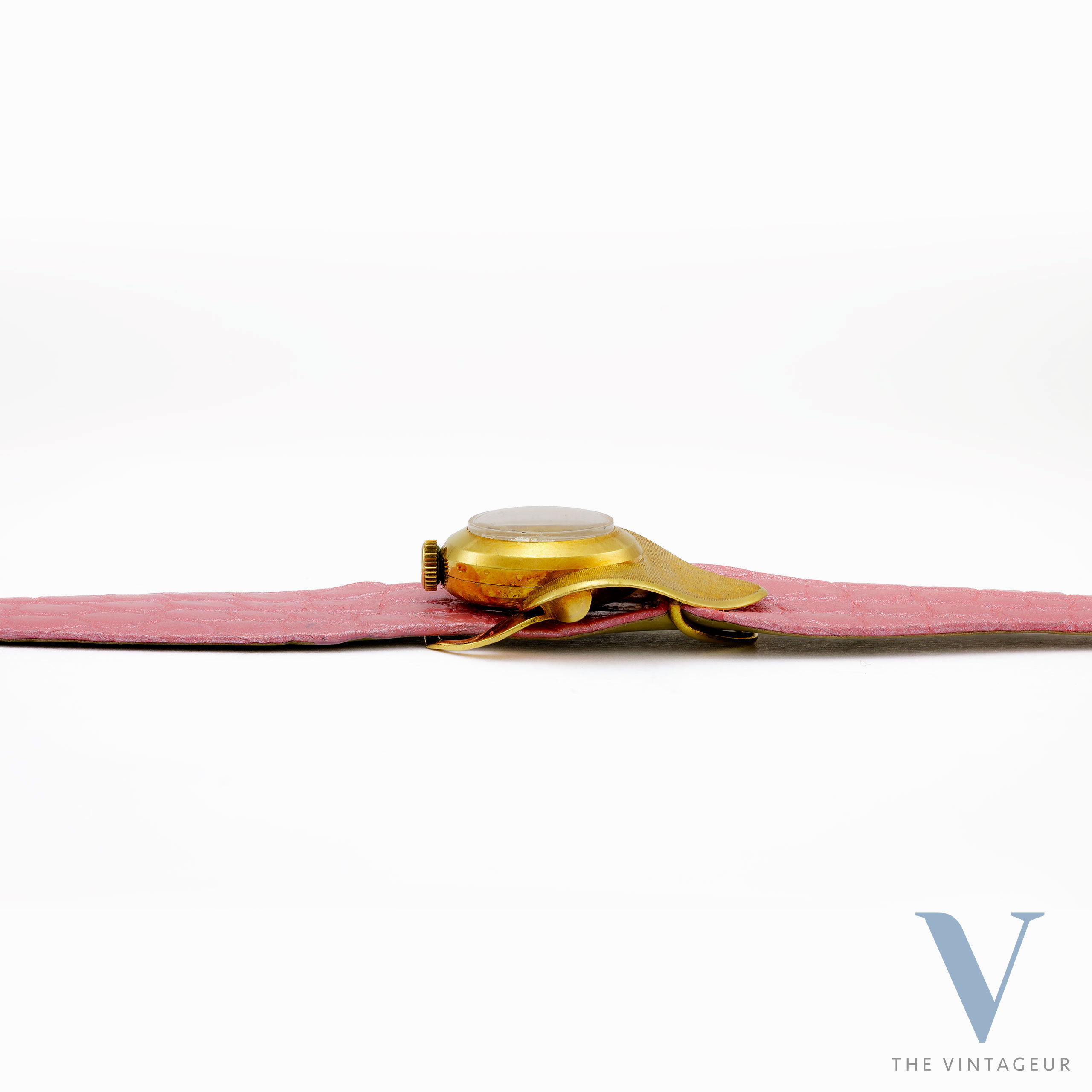 GUBELIN "ORCHID", FANCY 18KT YELLOW GOLD CASE, MANUAL-WINDING MOVEMENT AS 976, FROM 1960s GUBELIN "ORCHID", FANCY 18KT YELLOW GOLD CASE, MANUAL-WINDING MOVEMENT AS 976, FROM 1960s