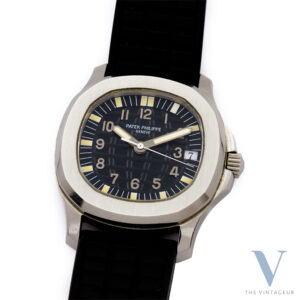 PATEK PHILIPPE AQUANAUT REF. 5060 "FIRST SERIES", BLACK DIAL, STEEL CASE, BLACK RUBBER STRAP, SELF-WINDING PP 330 SC MOVEMENT, FROM THE LATE 1990s.