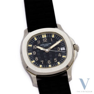 PATEK PHILIPPE AQUANAUT REF. 5060 "FIRST SERIES", BLACK DIAL, STEEL CASE, BLACK RUBBER STRAP, SELF-WINDING PP 330 SC MOVEMENT, FROM THE LATE 1990s.