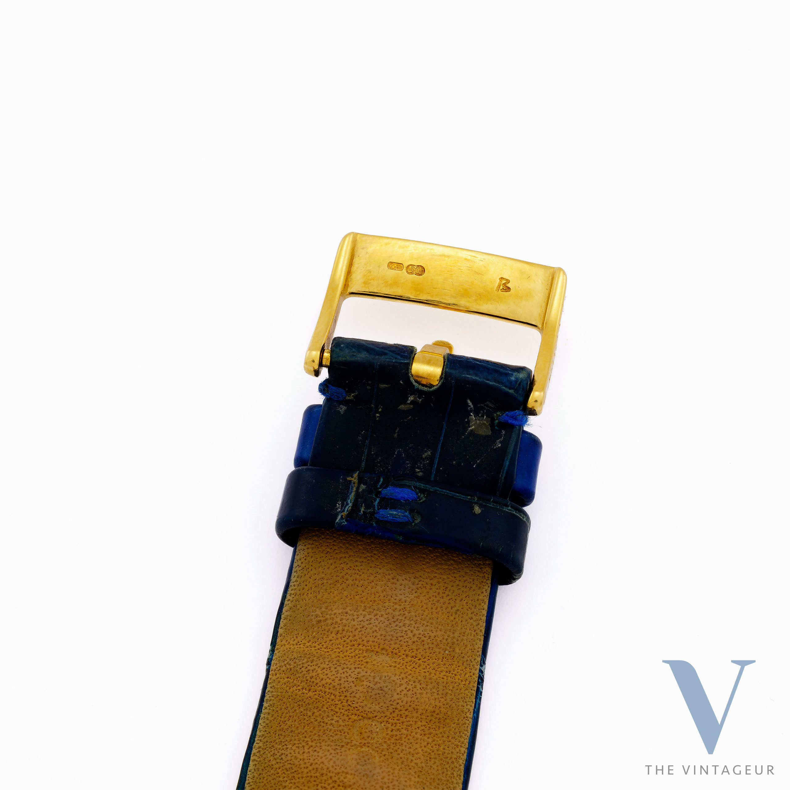 CORUM "ARC DE TRIOMPHE" REF. 24.374.65, BLUE GUILLOCHE DIAL, 18KT YELLOW GOLD CASE WITH DIAMONDS AND SAPPHIRES, ISA 125 QUARTZ MOVEMENT, FROM 1980 CORUM "ARC DE TRIOMPHE" REF. 24.374.65, BLUE GUILLOCHE DIAL, 18KT YELLOW GOLD CASE WITH DIAMONDS AND SAPPHIRES, ISA 125 QUARTZ MOVEMENT, FROM 1980