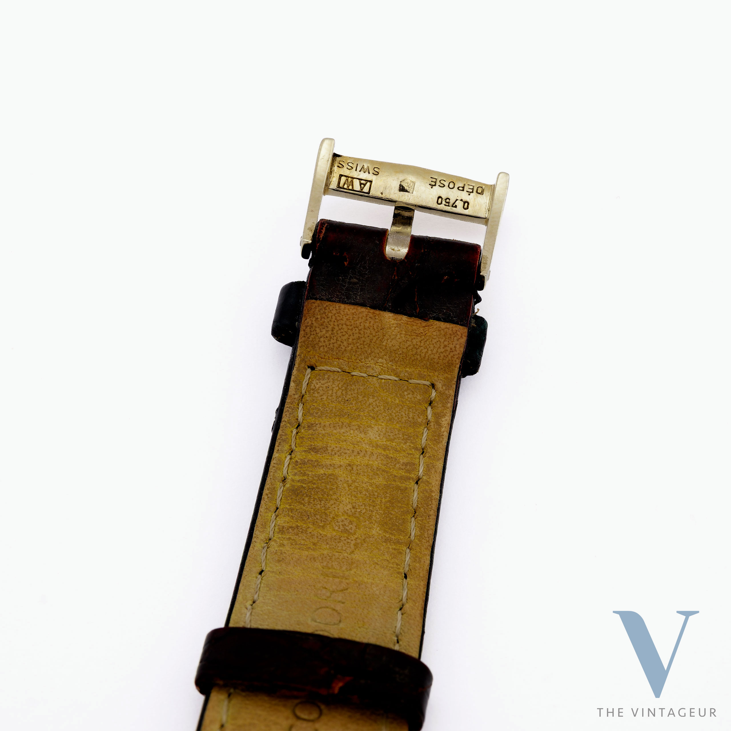 AUDEMARS PIGUET ULTRA-THIN, SILVER DIAL, 18KT WHITE GOLD ARC-RECTANGULAR CASE, SUPER-THIN HAND-WOUND AP 2003 MOVEMENT, FROM THE LATE 1950s. AUDEMARS PIGUET ULTRA-THIN, SILVER DIAL, 18KT WHITE GOLD ARC-RECTANGULAR CASE, SUPER-THIN HAND-WOUND AP 2003 MOVEMENT, FROM THE LATE 1950s.